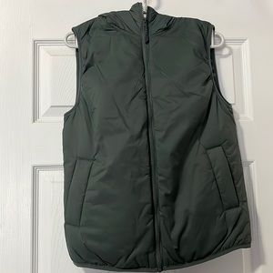 Hyba vest - next to new!